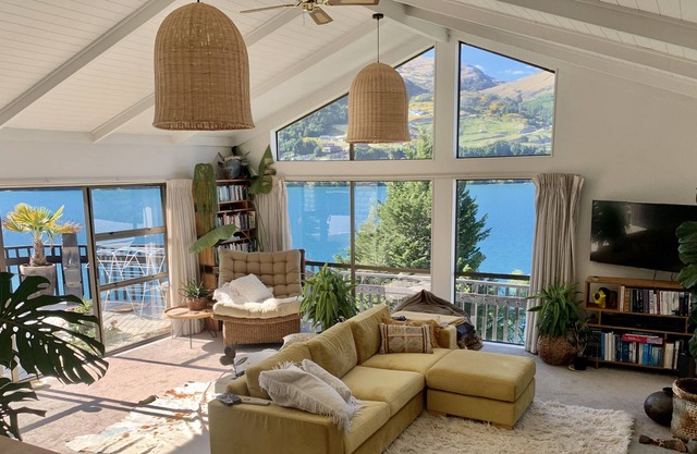 Amplia Waterfront Queenstown Inicio