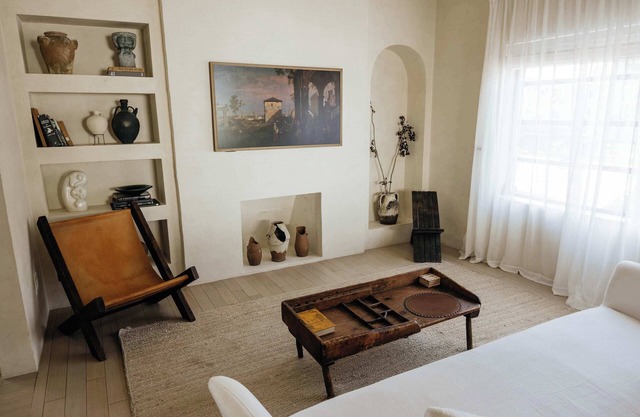 Spanish Home w/ Designer Decor – Near Las Olas