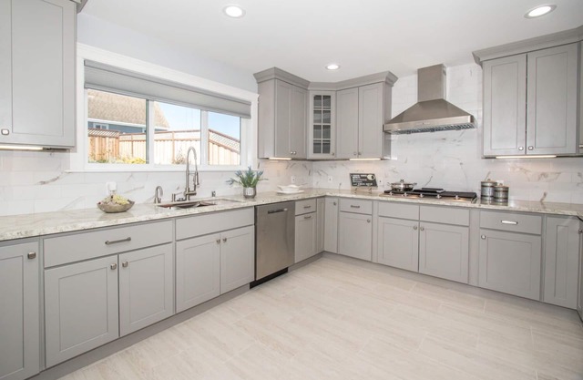 Nueva marca de lujo con vista al mar 4 BR casa cerca de SF / SFO + estacionamiento gratuito