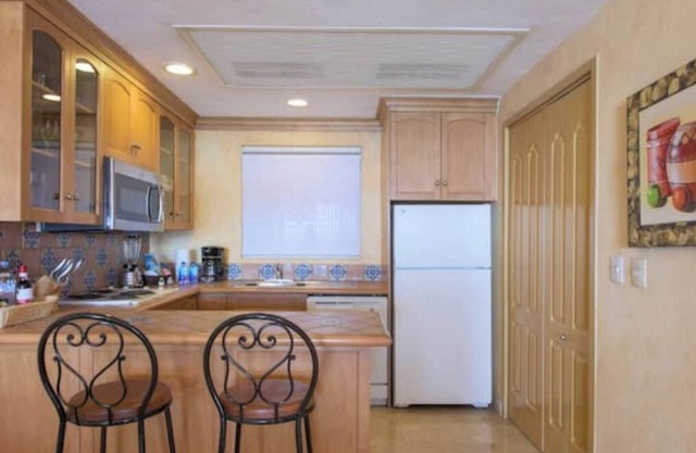 Spectacular 2BD Beachfront Condo in Villa del Arco