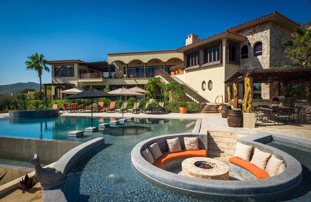 Espectacular casa de 7 dormitorios con WiFi, aire acondicionado, piscina infinita, pozo de fuego + ¡Más!