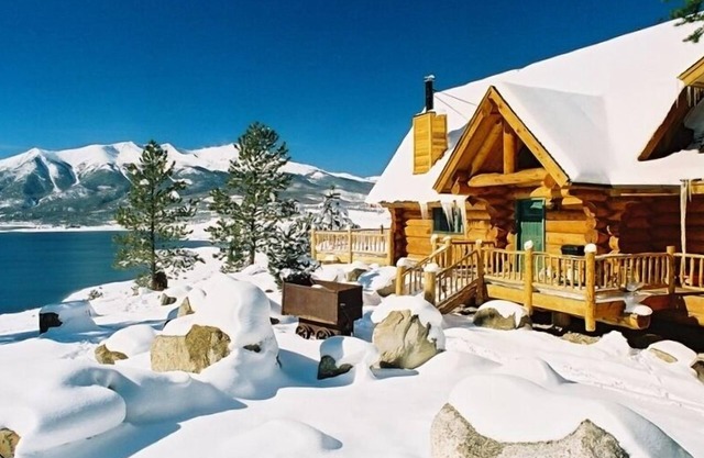 Espectacular casa de troncos con vistas a Twin Lakes y el monte. Elbert, carrera L100 disponible!