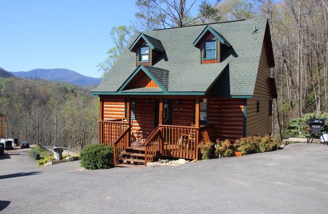 Espectaculares vistas MTN, a minutos de Gatlinburg, jacuzzi, WiFi