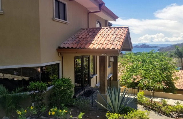 ¡¡¡NUEVO!!! Espectacular casa con vista al mar, piscina privada con bar Swim Up y jacuzzi i