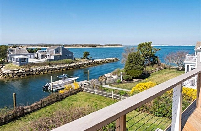 Frente al espectacular casa con muelle privado y la sal Playas
