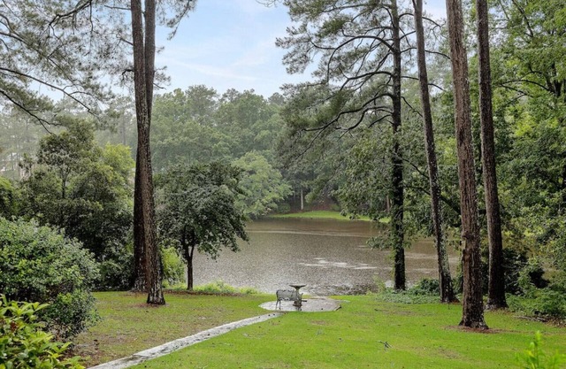 Spring Lake Overlook | Mins to Fort Jackson