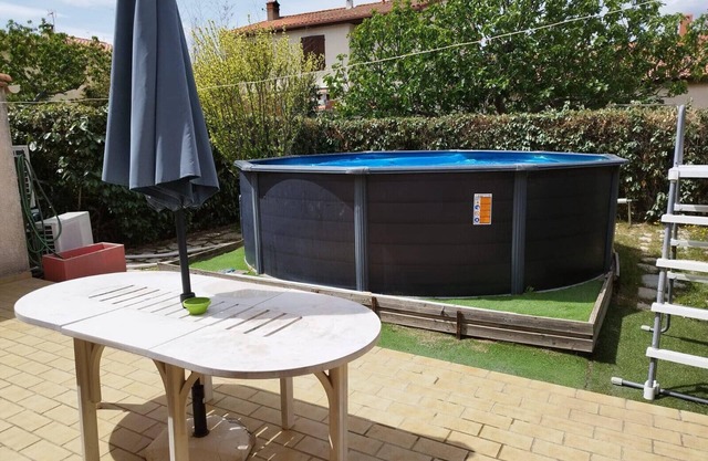 Casa St Cyprien con aire acondicionado y piscina privada.