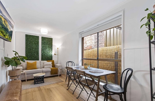 St Georges Road - A home with a secret outdoor garden, Pet Friendly, Netflix