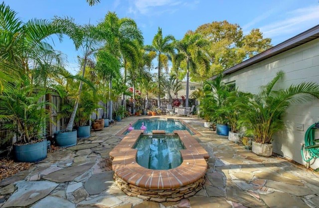 St Pete Hideaway w/ Pool- Pet friendly
