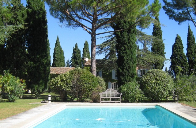 St Rémy de Provence - Encantadora casa familiar con gran jardín y piscina
