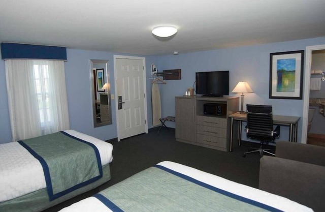 Standard Room 2 Beds at Sandwich Lodge & Resort