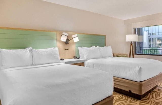 Standard Room Near Blake Lake ORL