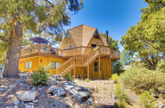 'Star House' en Pine Mtn Club - ¡20 minutos para esquiar!