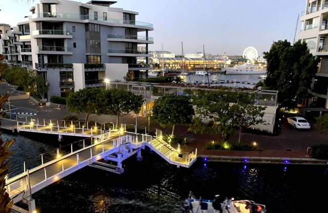 Manténgase en estilo: Waterfront Marina, Gulmarn