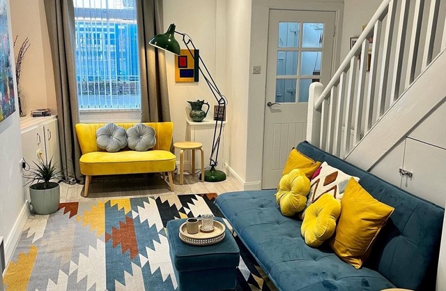 Cosy 2-Bed House close to Belfast City Centre