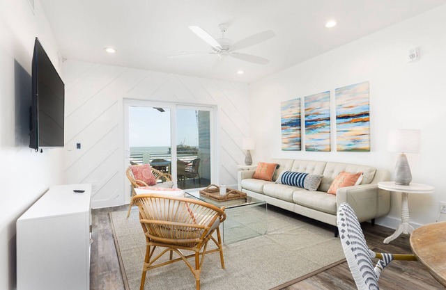 Stay @ Mermaid Cove - Coral