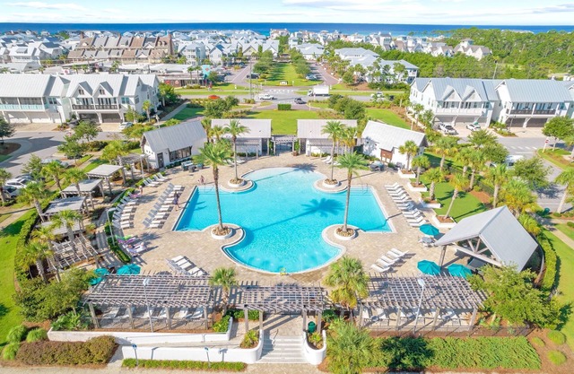 Stay on 30A: Sea Eagle, Golf Cart!