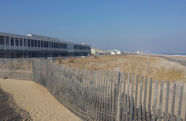 Stay Play Dewey - Oceanfront Dewey Beach Townhouse
