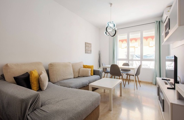 Family Apartment with Terrace in Malaga