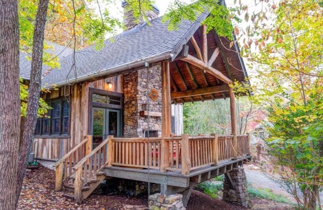 Stepping Stone, Black Mountain Home