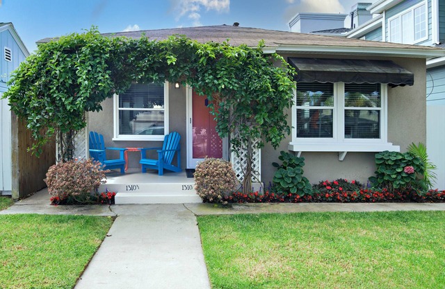 Cozy Beach Bungalow a pasos de la arena y 4 cuadras de Pier & Main St.