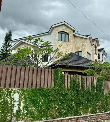 Stone Haven Retreat 您的民宿
