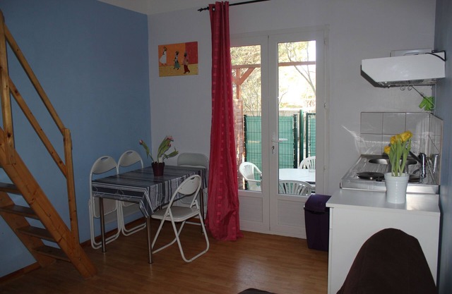 Estudio 4 pers. St-Cyprien entre el pueblo y las playas en el sitio coteradieuse. wifi
