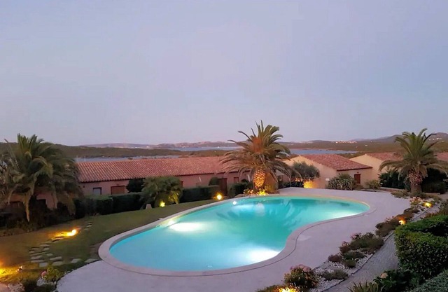 Studio-apartment mit Pool in Einer Eleganten und Ruhigen Residenz