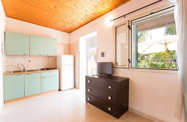 Estudio 'Baia Falcone-Monolocale Comfort 201' con vistas al mar, Wi-Fi y aire acondicionado