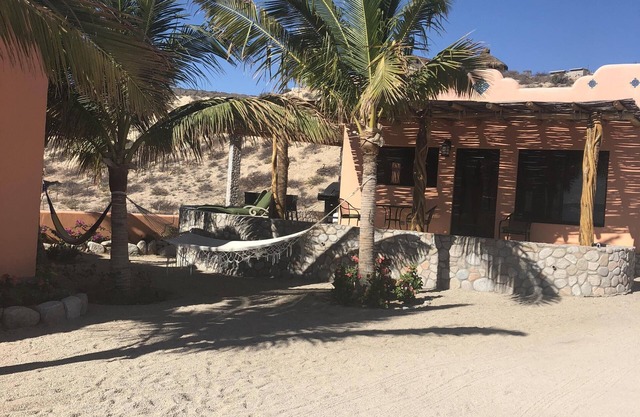 Estudio frente a la playa casita cama King cocina completa