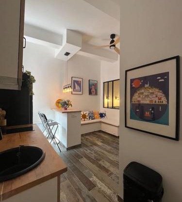 Studio Central Ancien Hotel Salomon XVIe siècle