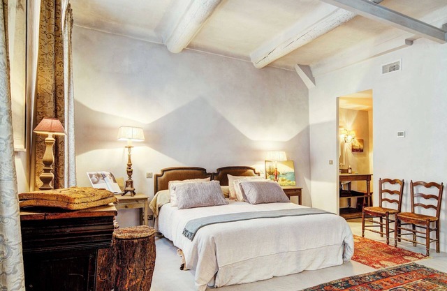 Estudio con encanto, 1 dormitorio, 2 baños, en pleno corazón de Cannes