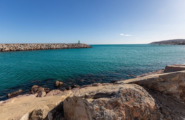 Studio Delfin Duquesa con vista el mar