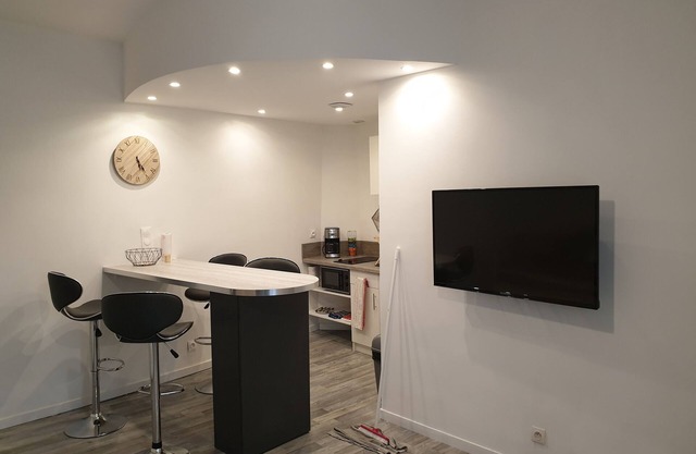 Studio F1 25m2 en el centro de la ciudad de Puy en Velay.