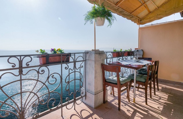 Apartamento-estudio en la playa Opatija - Volosko, Opatija (AS-7912-a)