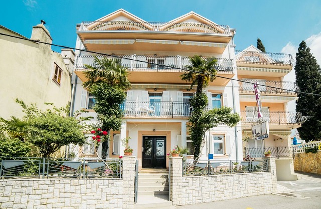 Apartamento-estudio en la playa Selce, Crikvenica (AS-5206-b)