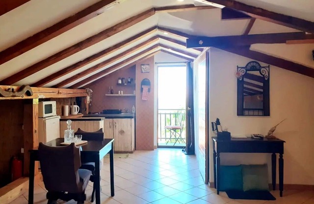 Apartamento-estudio con balcón y vista al mar Bunica, Senj (AS-22142-a)
