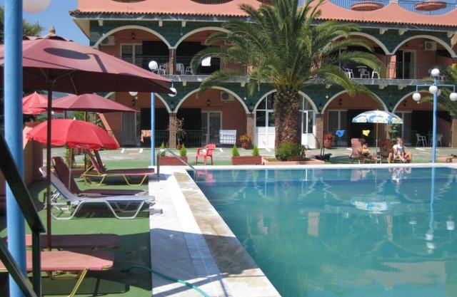 Studio 4-5per Con piscina compartida a poca distancia de las playas