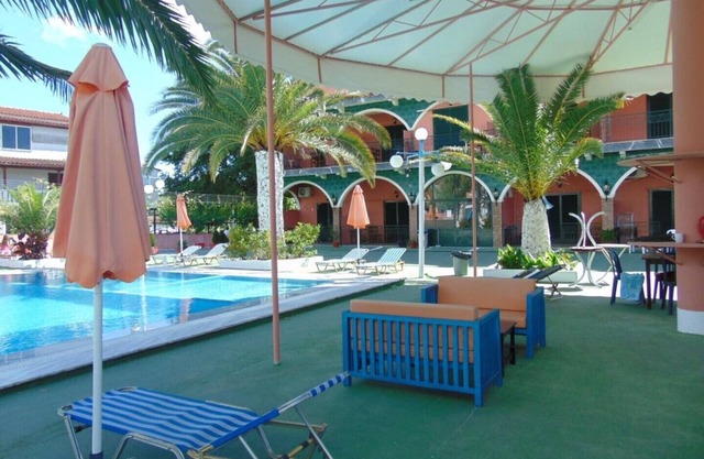 Estudio independiente para 4-5 personas con piscina compartida, cerca de QUALAND WATER PARK