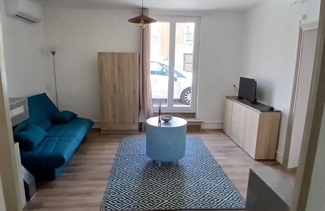 Estudio 'Gite Grec' con Wi-Fi y aire acondicionado