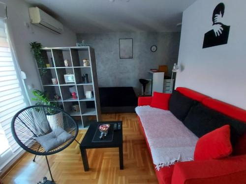 Studio IKA Belgrade Airport Free Parking possible Self Check-In Terrace