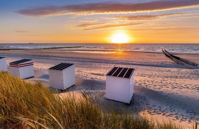 Holiday Home in the Middle of Seaside Resort