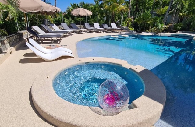 Studio Pool View – Residence Adam et Eve