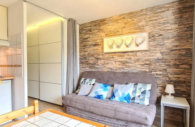 Studio Rénové avec Cabine, Balcon et Casier à Ski, au Centre de Flaine Forêt - FR-1-425-154