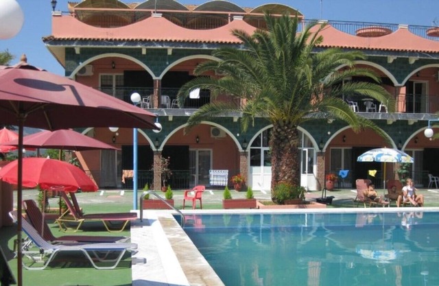 Studio 4-5per Con piscina compartida a poca distancia de las playas