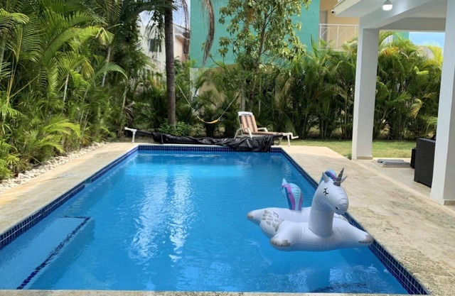 Precio reducido durante la construcción de la piscina durante el mes de septiembre - 10 y 17 de octubre