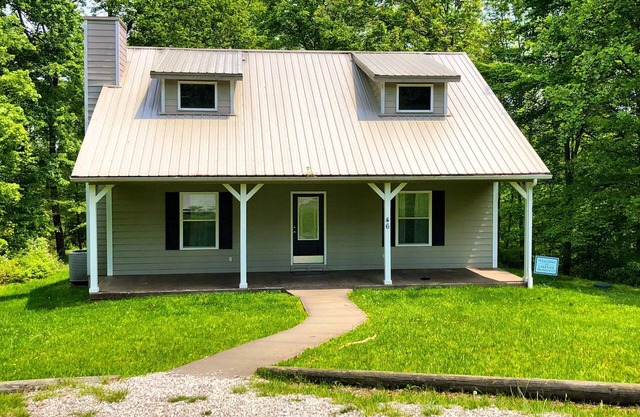 Impresionante cabaña de 3 habitaciones en Deer Water Lake