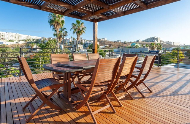 Stunning 3BR - Rooftop Oasis Near Downtown SJDC