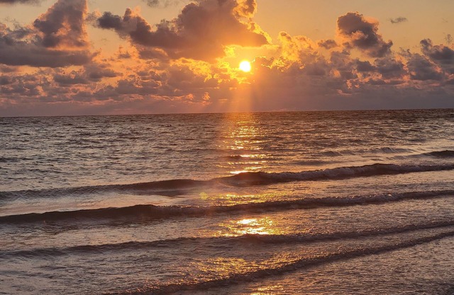Stunning 7th Floor Gulf-Front Corner Condo with Panoramic Views Redington Shores