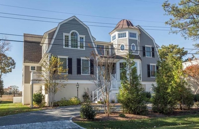 Stunning Canal-Front Home in North Shores with Private Pool & Elevator!